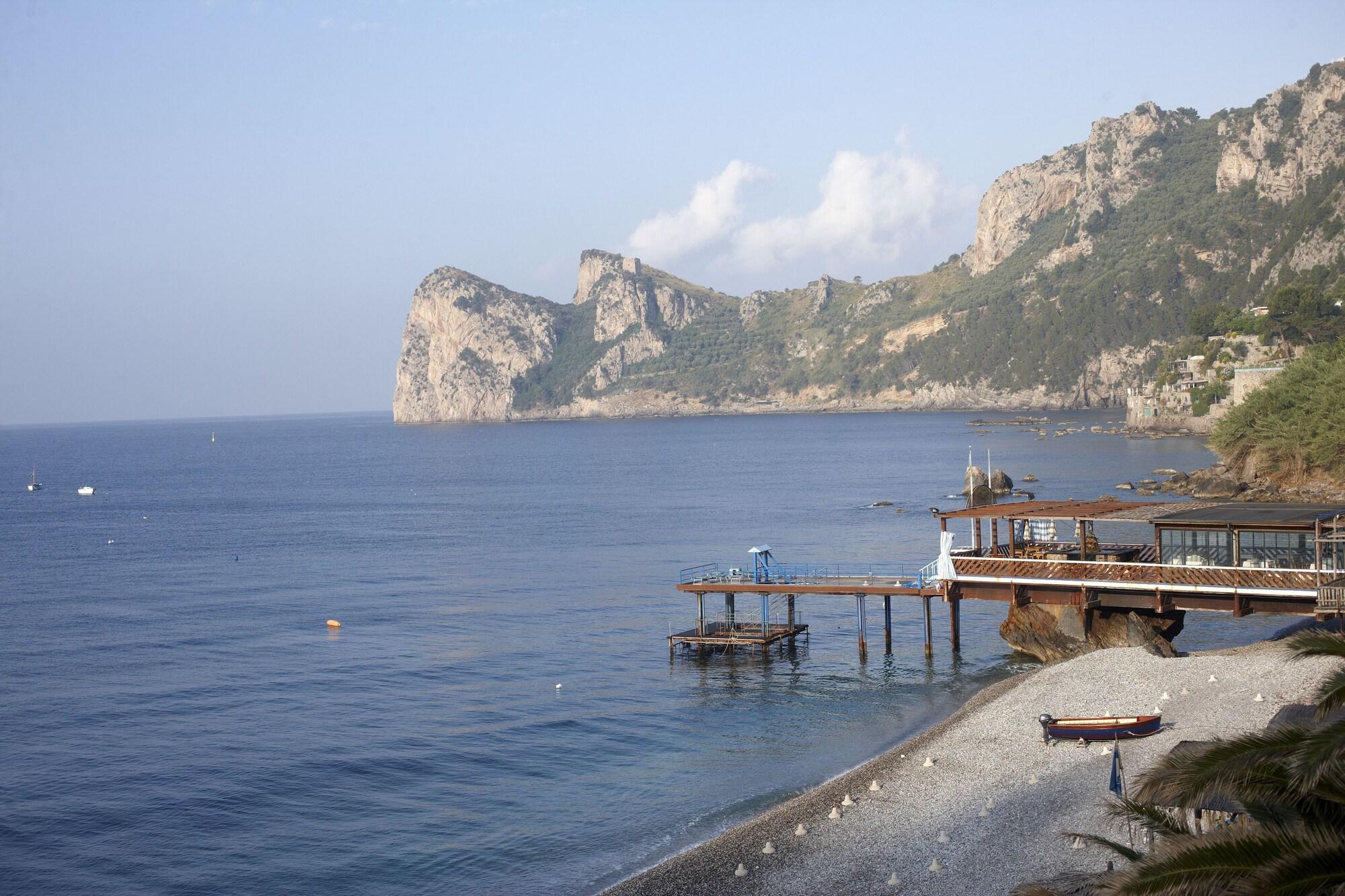Taverna Del Capitano Marina del Cantone Eksteriør billede